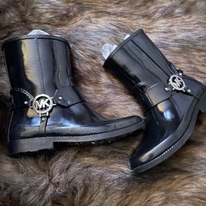 Michael Kors, previously loved